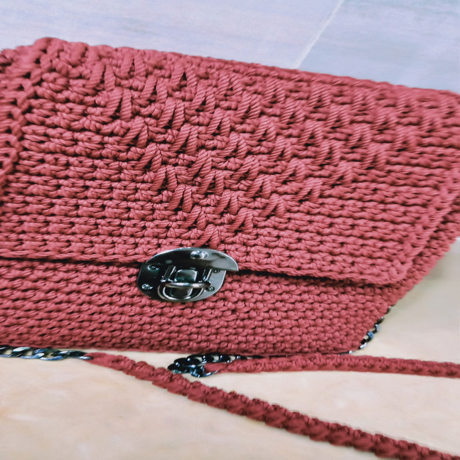 حقيبة يد Handmade بلون طوبي